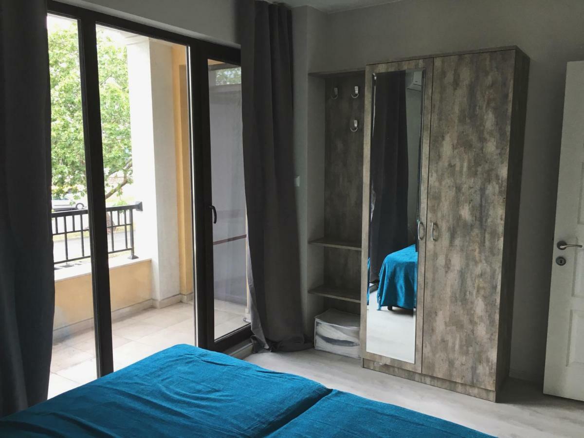 Azzurro Apartment - Ideal For Your Seaside Escape In Burgas Exterior foto